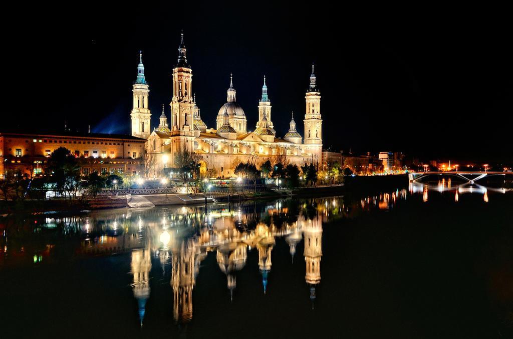 Casa Del Mercado Zaragoza Eksteriør billede